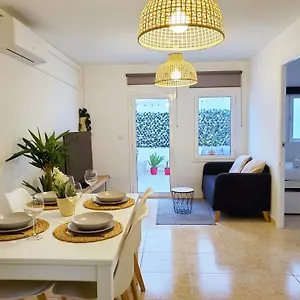 Centrico Con Patio Privado Spain